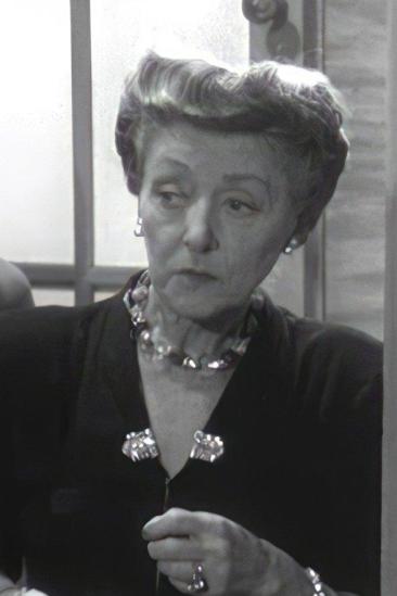 Nina Myral Image