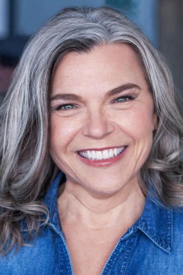 Stephanie S. Lindsay Image