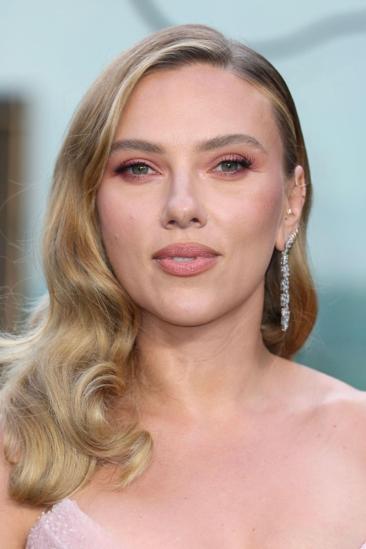 Scarlett Johansson Image