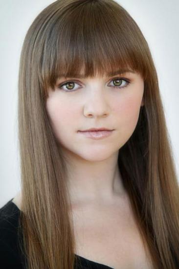 Tara Lynne Barr Image