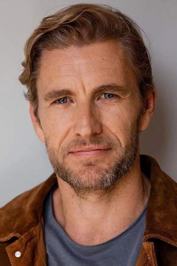 Brett Tucker Image