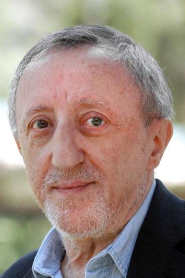 Carlo Delle Piane Image