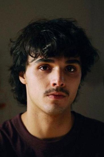 Enzo Oliver Image