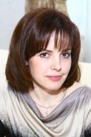 Elena Popkova Image