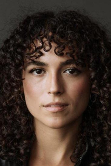 Andrea Pavlovic Image