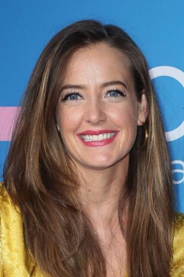 Stephanie Allynne Image