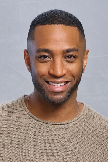 Brooks Darnell Image