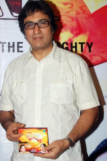 Talat Aziz Image