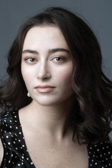 Abby Quinn Image