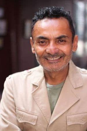 Carlos Linares Image