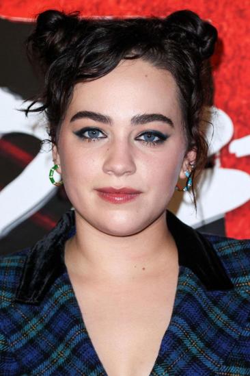 Mary Mouser Image