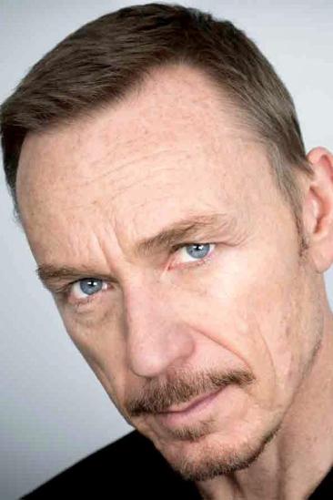 Ben Daniels Image