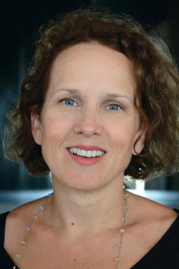 Jennifer Dundas Image