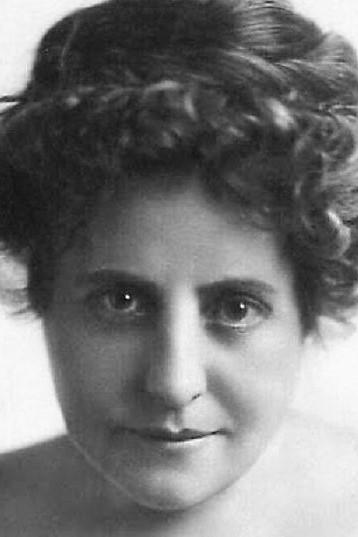 Alice Davenport Image