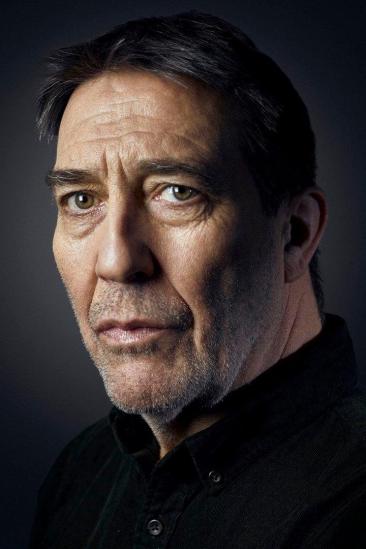 Ciarán Hinds Image