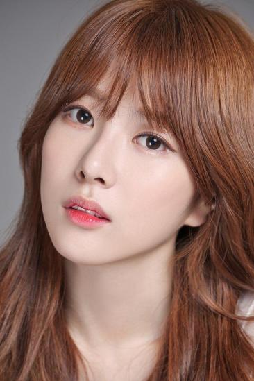 Lee Hae-in Image