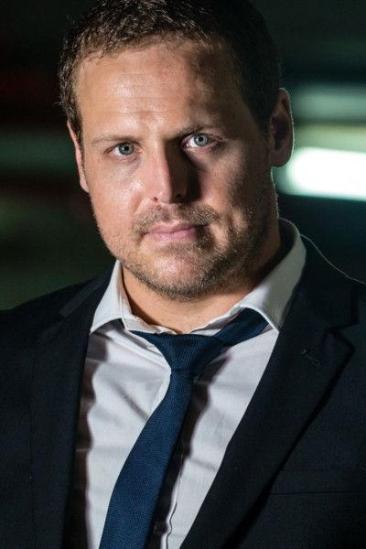 Joel Spreadborough Image