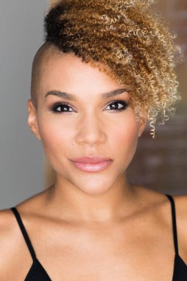 Emmy Raver-Lampman Image