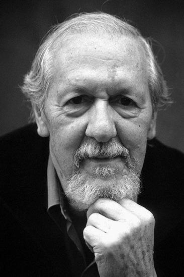 Brian Aldiss Image