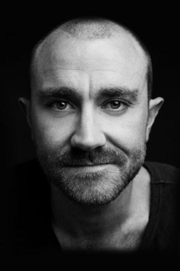 Josh McConville Image