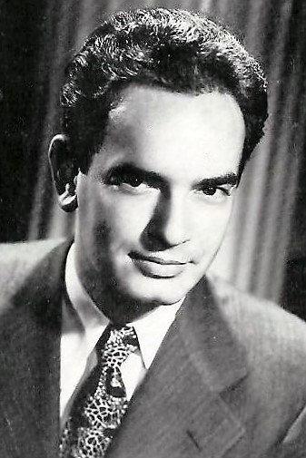 Elliott Lewis Image