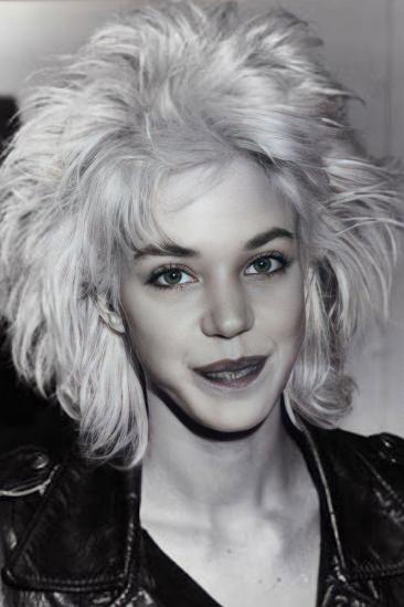 Carrie Hamilton Image