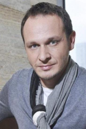 Enis Bešlagić Image