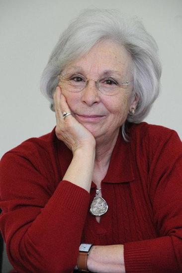 Josefina Molina Image