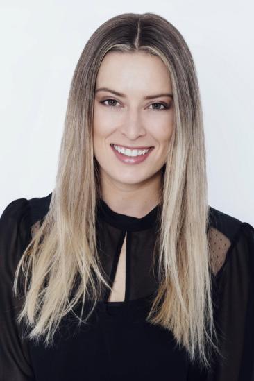 Holly Phillips Image