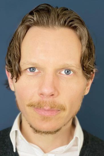 Nathan Mills Image