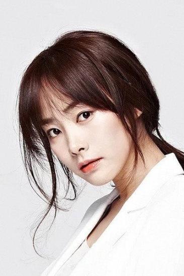 Kim Ri-na Image