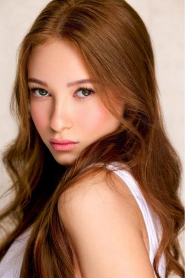 Caroline Elle Abrams Image