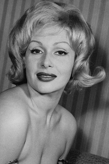 Christiane Nielsen Image