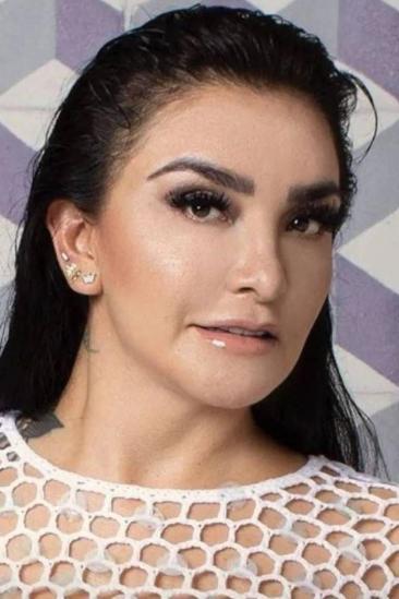 La Wanders Lover Image