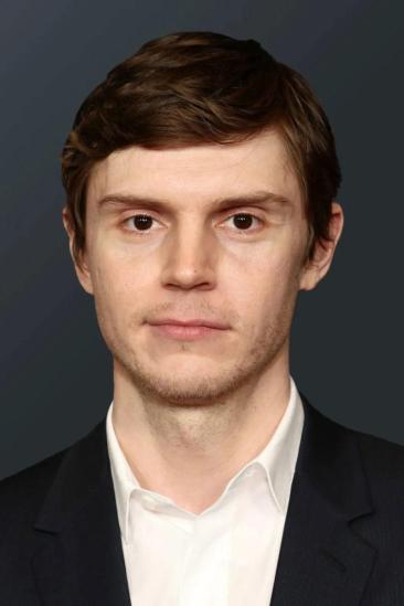 Evan Peters Image