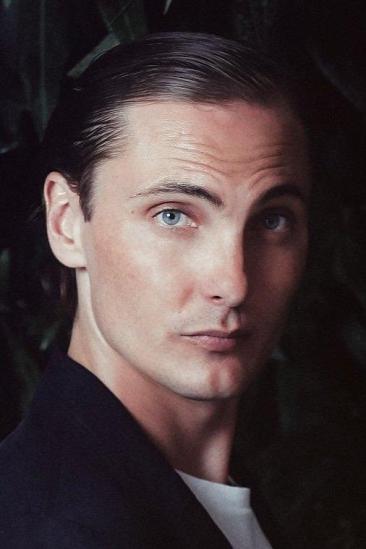 Eamon Farren Image