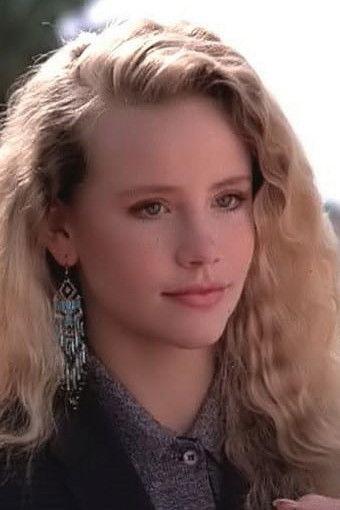 Amanda Peterson Image