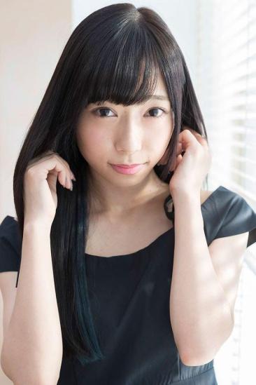 Aika Kobayashi Image