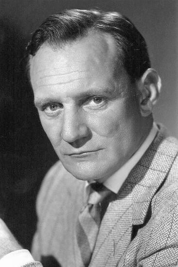 Trevor Howard Image