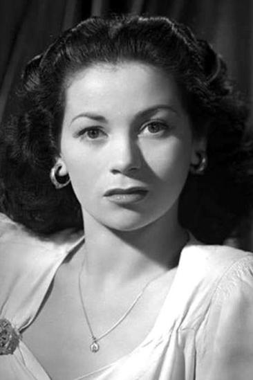 Diosa Costello Image