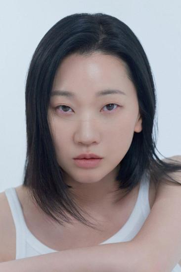 Jang Yoon-ju Image