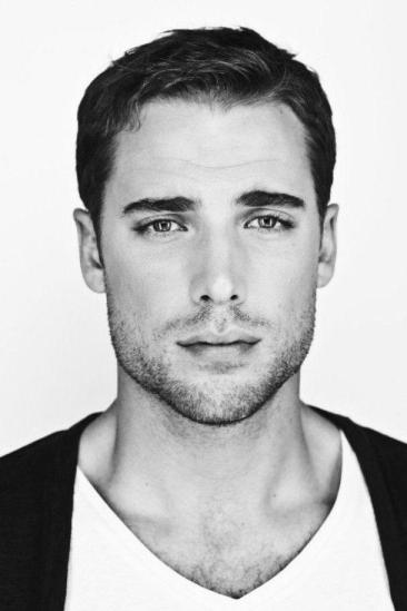 Dustin Milligan Image
