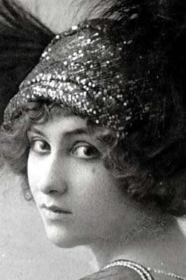 Lilian Greuze Image