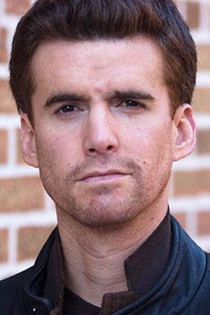 Armando Riesco Image