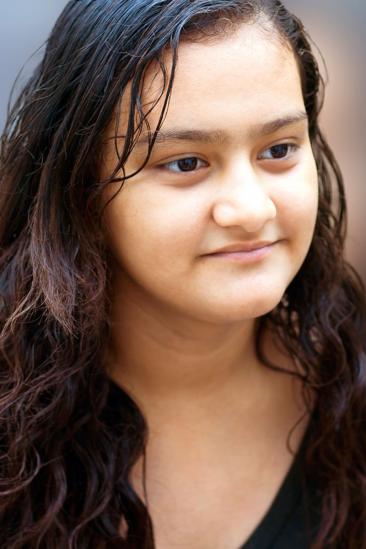 Mirza Rakshanda Khan Image