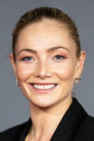 Clara Paget Image