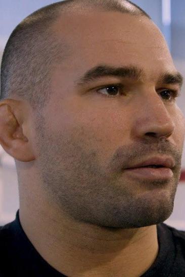 Artem Lobov Image