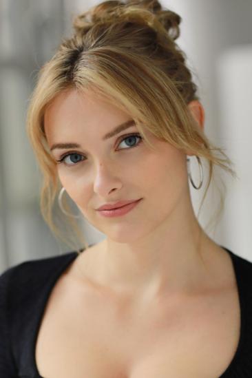 Maggie Weston Image
