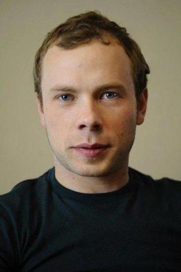 Brendan Fletcher Image