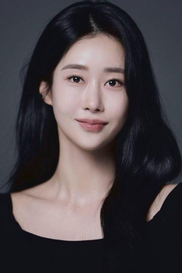 Yoo Da-hye Image